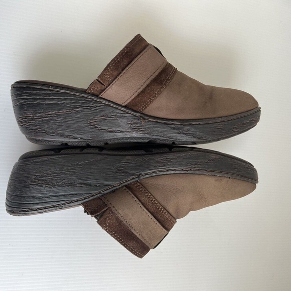 BOC Born Women's Sz 8 Brown Leather Slip On Clogs 2" Wedge Mules Y2K Buckle - Picture 7 of 12